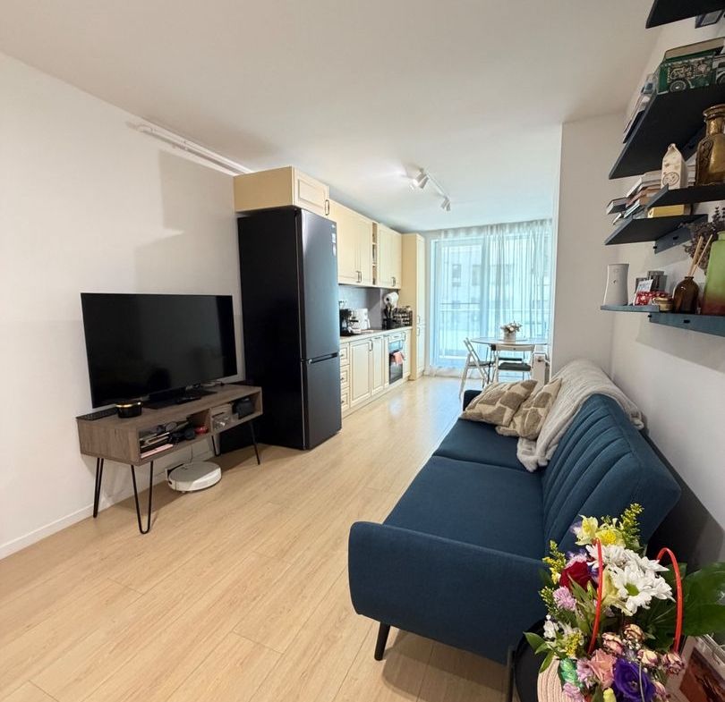 Apartament 2 camere, terasa, etaj intermediar, boxa, parcare - foto 2