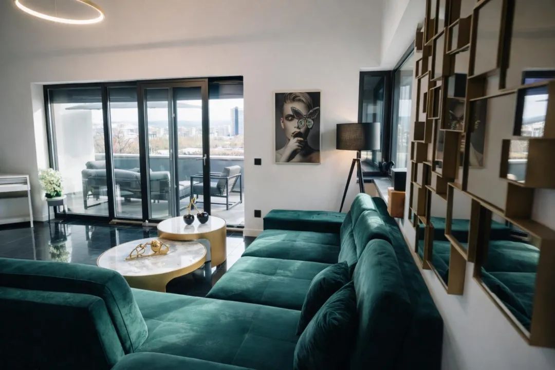 Duplex 4 camere, 170 mp, S+P+ET,  rooftop 100 mp, 4 garaje - foto 8