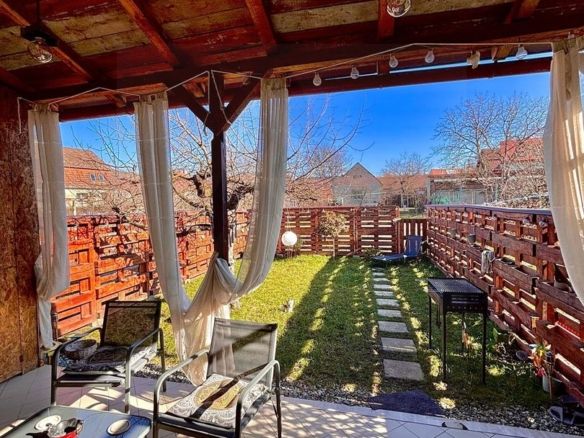 Casa premium 3 camere curte privata 120 mp utili parcare Gusterita - Imagine principala