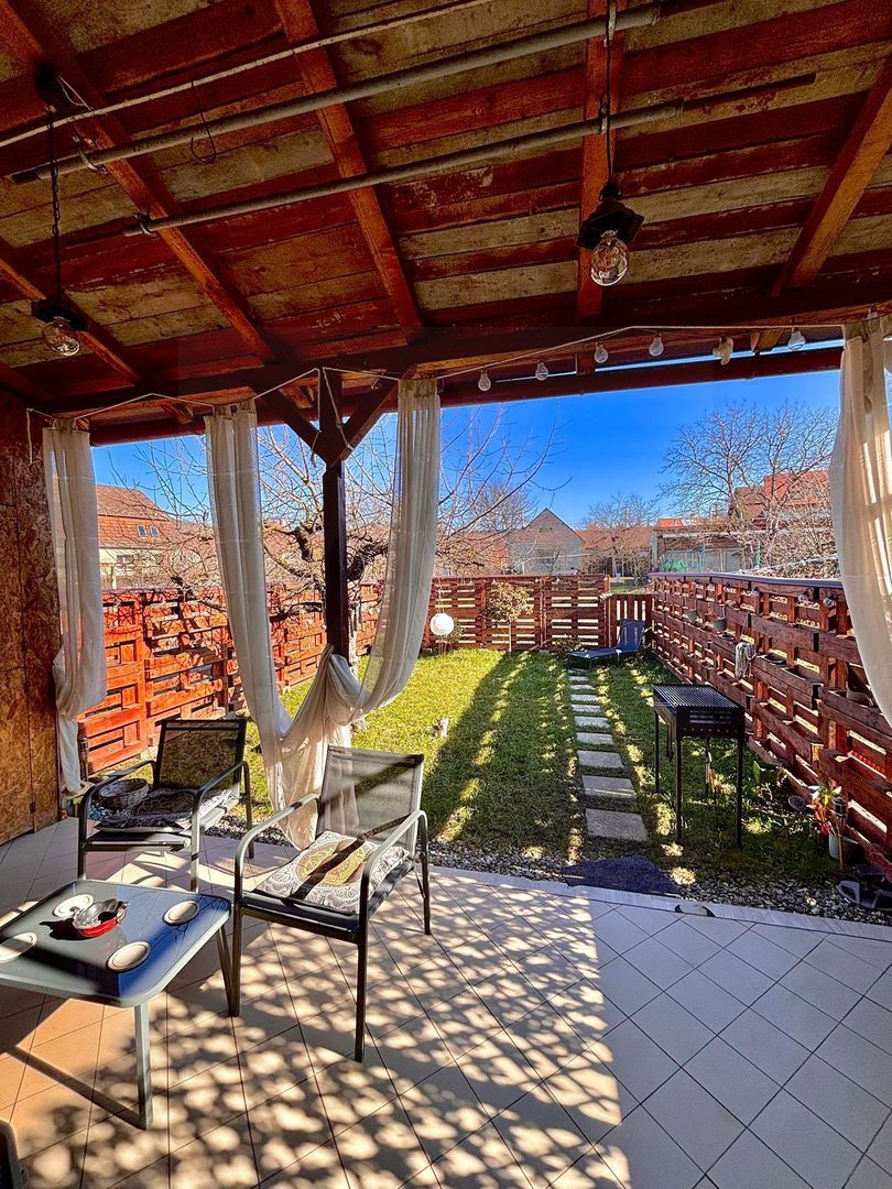 Casa premium 3 camere curte privata 120 mp utili parcare Gusterita - Imagine principala