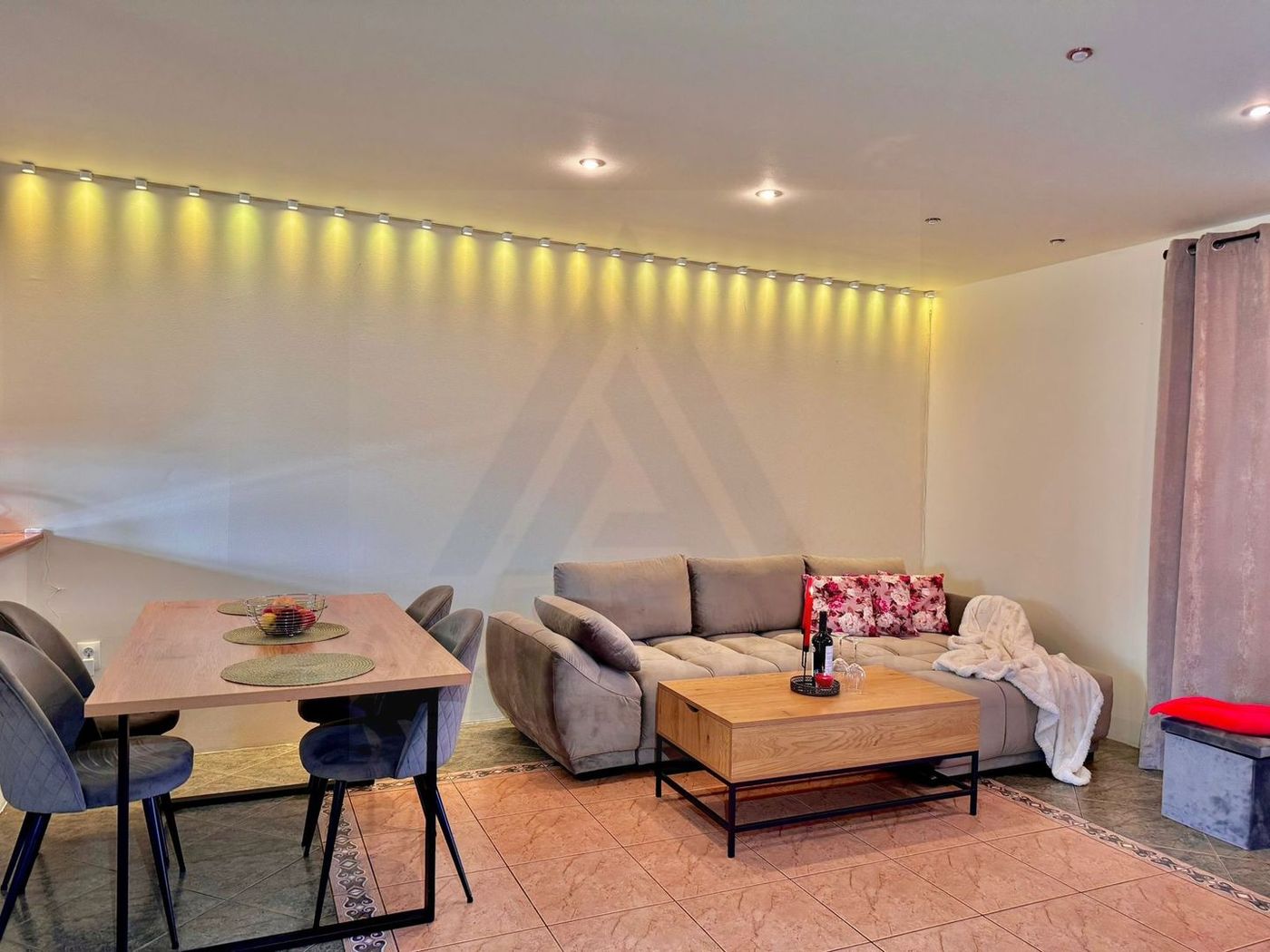 Casa premium 3 camere curte privata 120 mp utili parcare Gusterita - foto 8