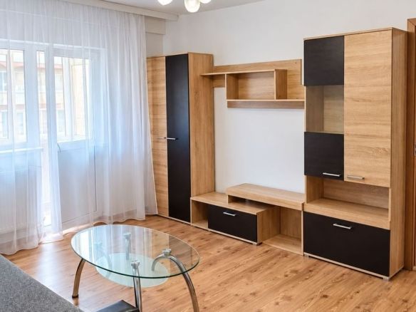 Apartament renovat cu 2 camere și balcon – zona Lugojului - Imagine principala