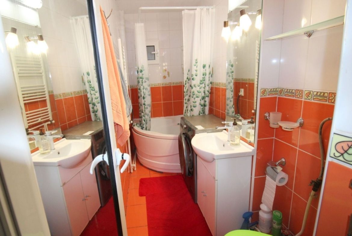 De inchiriat apartament cu 2 camere Micro 14 Masnita et. 2, 360 euro - foto 3