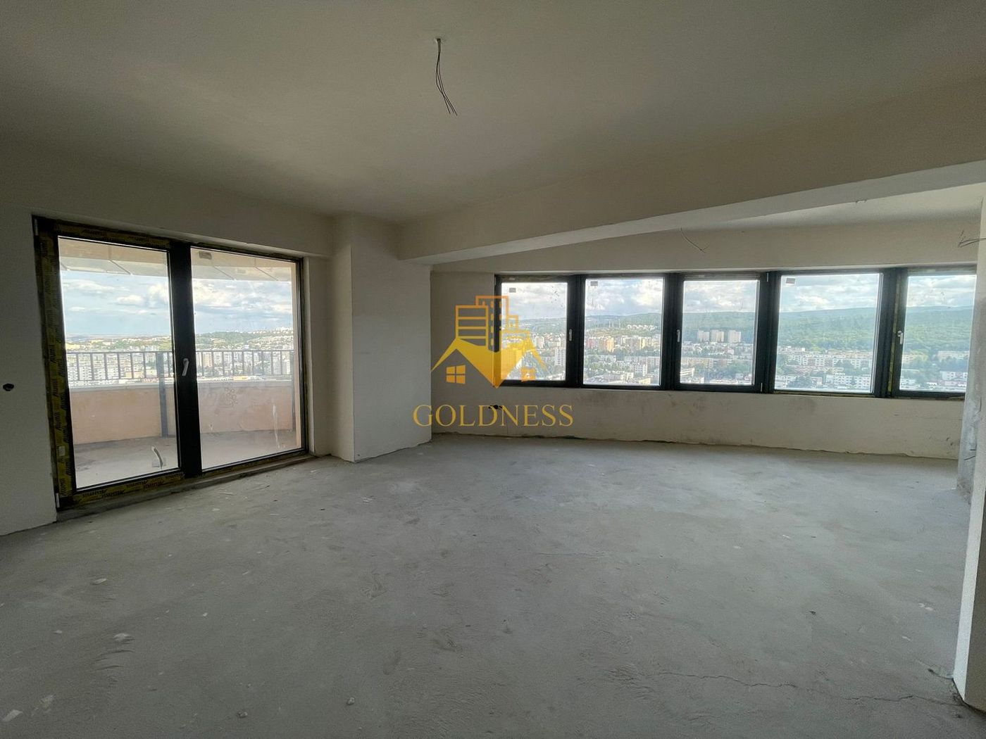 ULTIMELE APARTAMENTE LA OFERTA! 45mp Bloc 2021! Etaj 19 view Panoramic - Imagine principala ULTIMELE APARTAMENTE LA OFERTA! 45mp Bloc 2021! Etaj 19 view Panoramic - Imagine principala