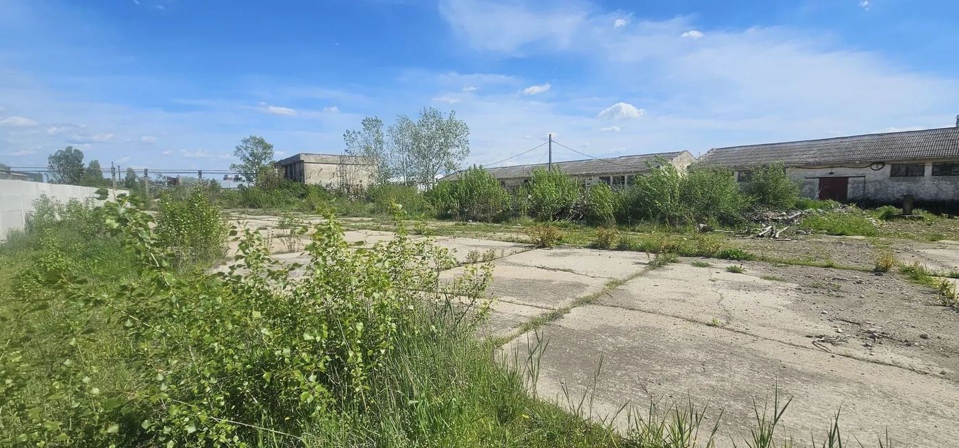 De vanzare - teren intravilan 2.077 mp - zona industriala - str. Macului - Imagine principala