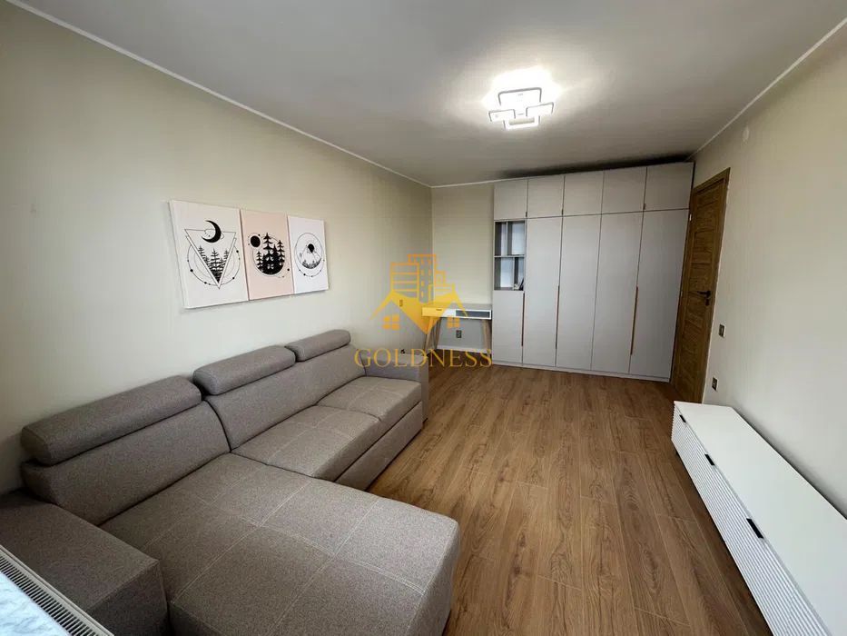 2 camere decomandate, Modern, Totul Nou, Mehedinti, Manastur - Imagine principala