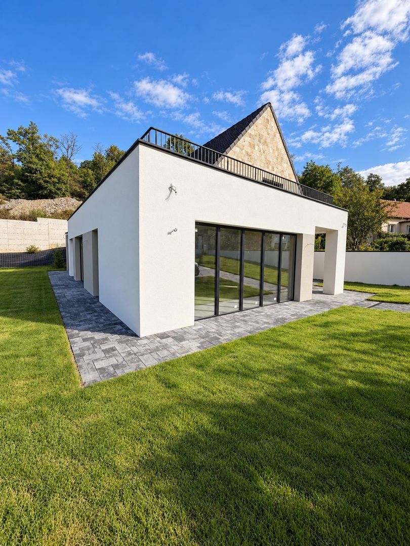 Casa individuala 6 camere, 5 bai, terasa la etaj, curte, P+ET+POD - foto 8