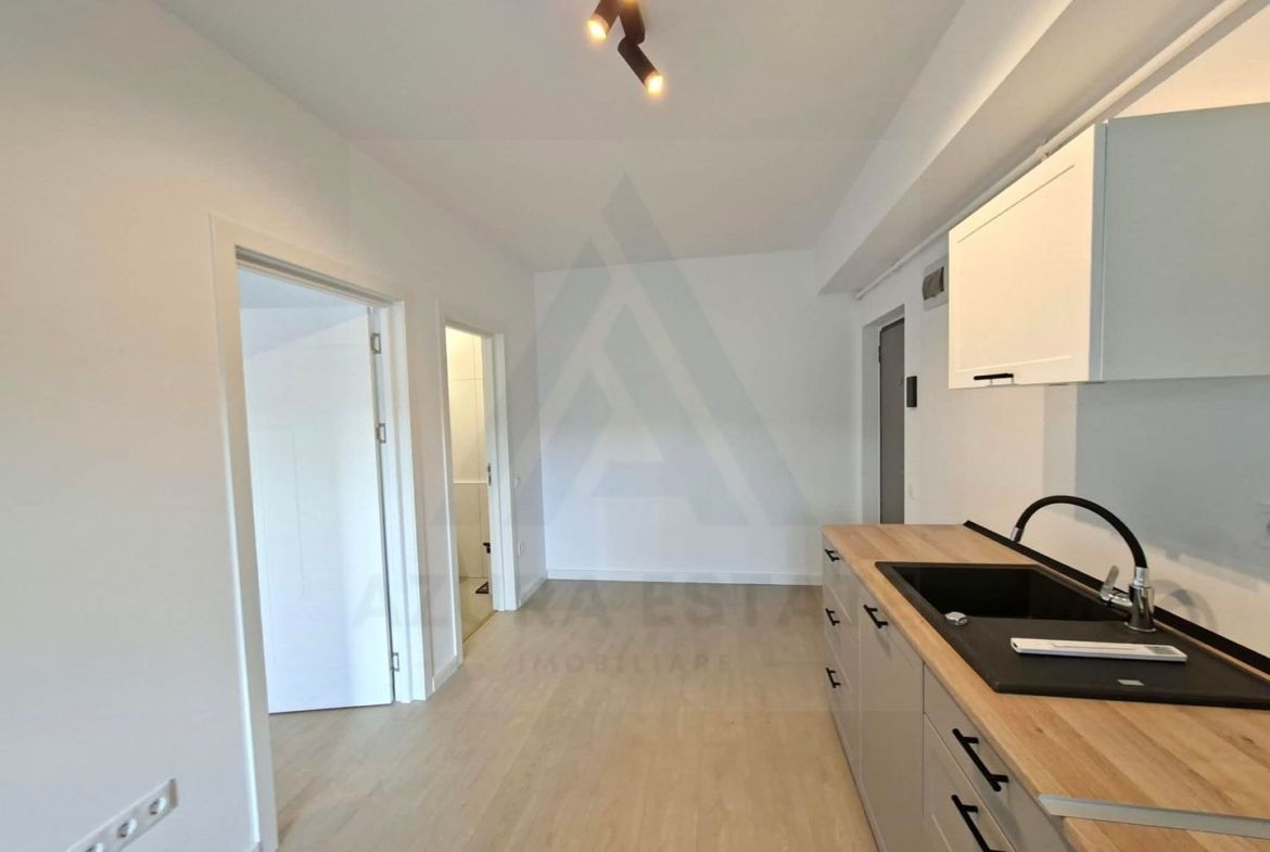 Apartament premium 2 camere etaj 1 balcon 8 mp 2 parcari lift Selimbar - foto 2