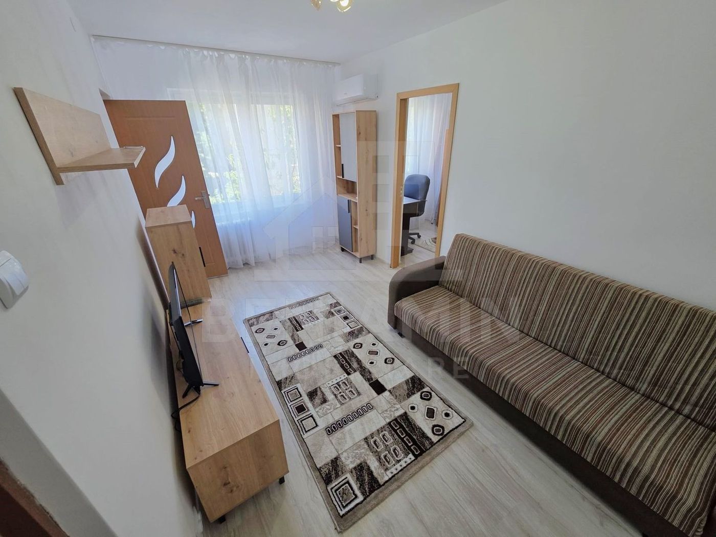 Apartament de inchiriat 2 camere Valea-Rosie etaj 2 renovat - Imagine principala