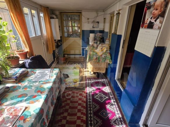 Casa in oras zona Promenada strada Raului 257mp utilitati - Imagine principala
