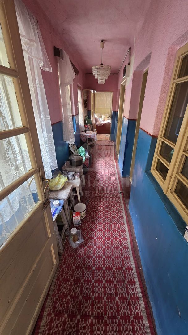Casa in oras zona Promenada strada Raului 257mp utilitati - foto 5