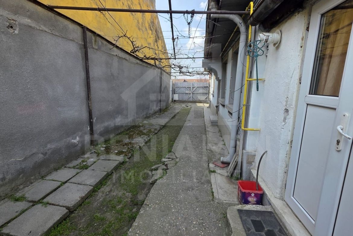 Casa in oras zona Promenada strada Raului 257mp utilitati - foto 7