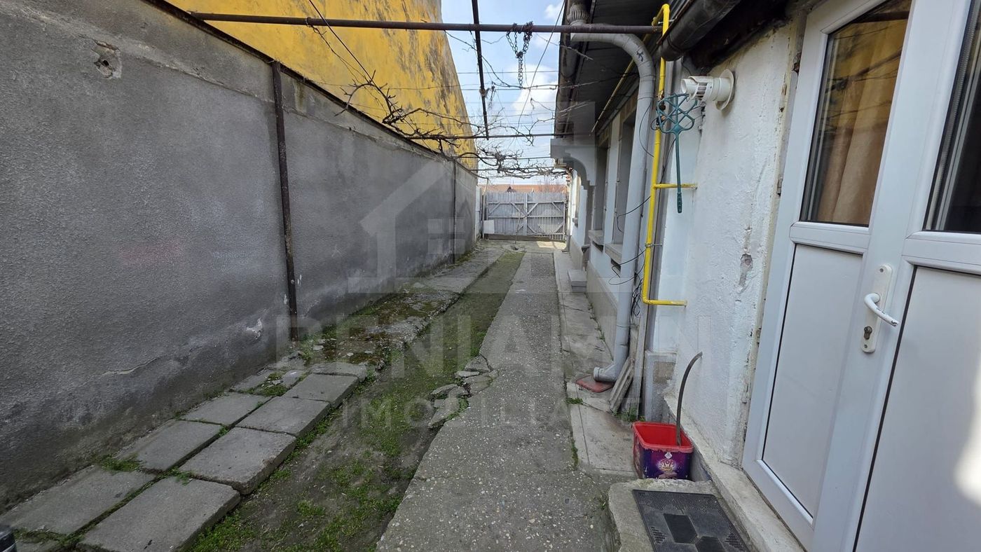 Casa in oras zona Promenada strada Raului 257mp utilitati - foto 7