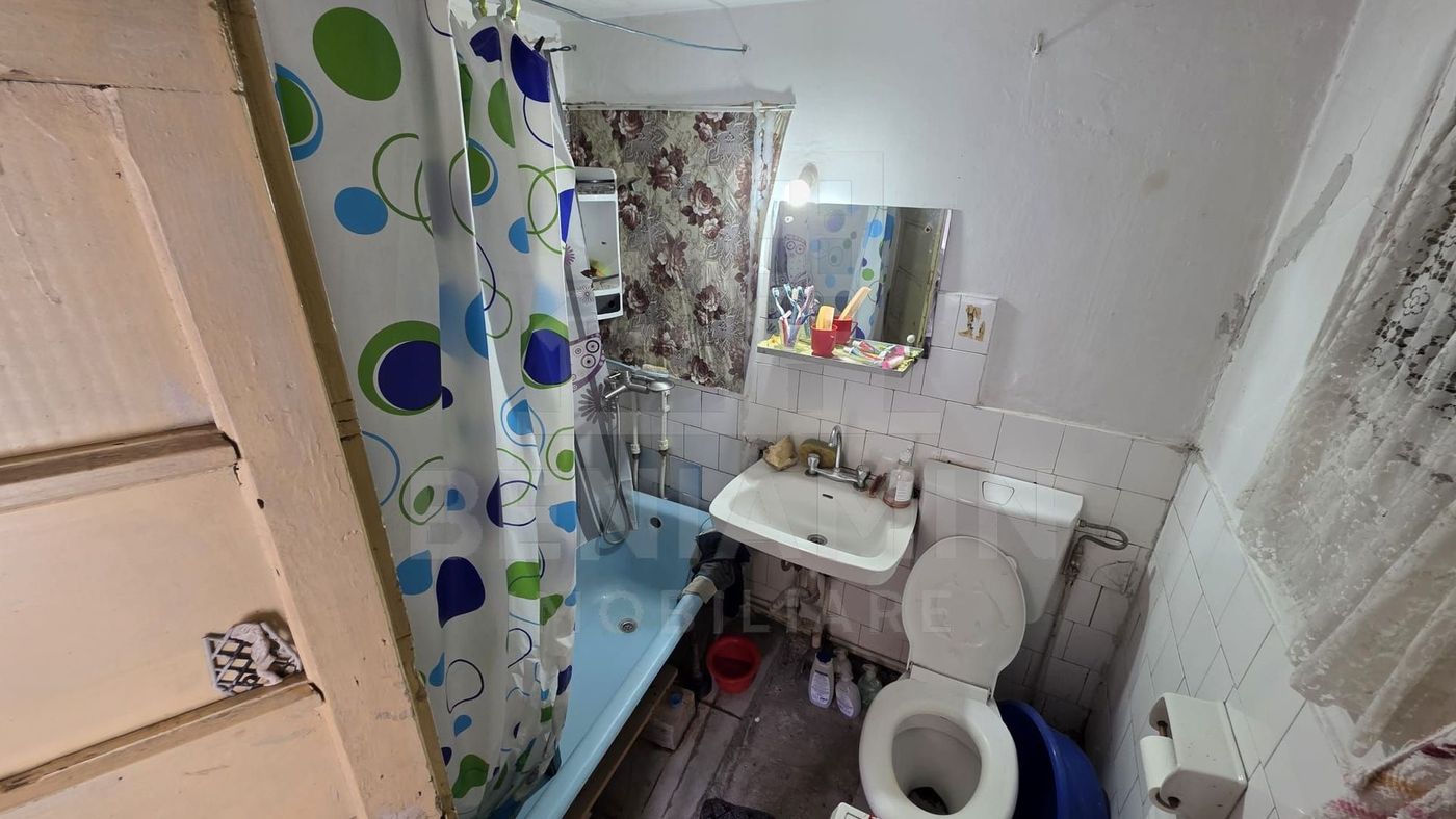 Casa in oras zona Promenada strada Raului 257mp utilitati - foto 8