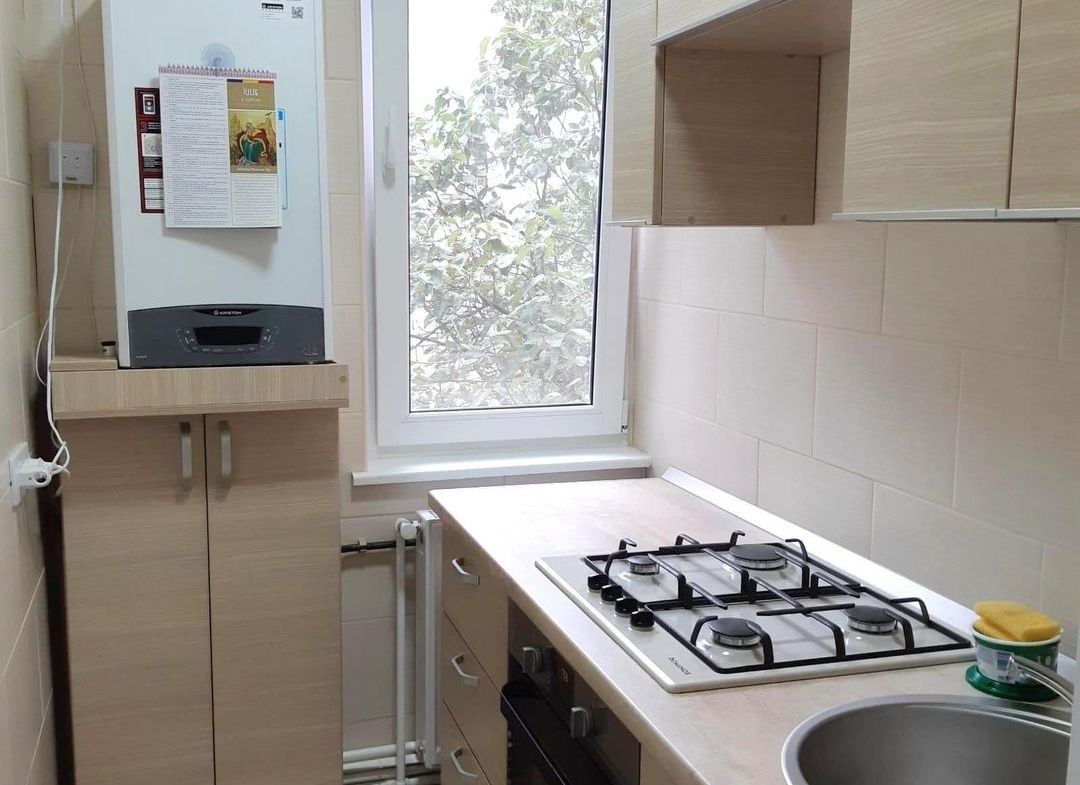 De inchiriat apartament cu 2 camere Micro 19, etaj 1, 350 euro - foto 7