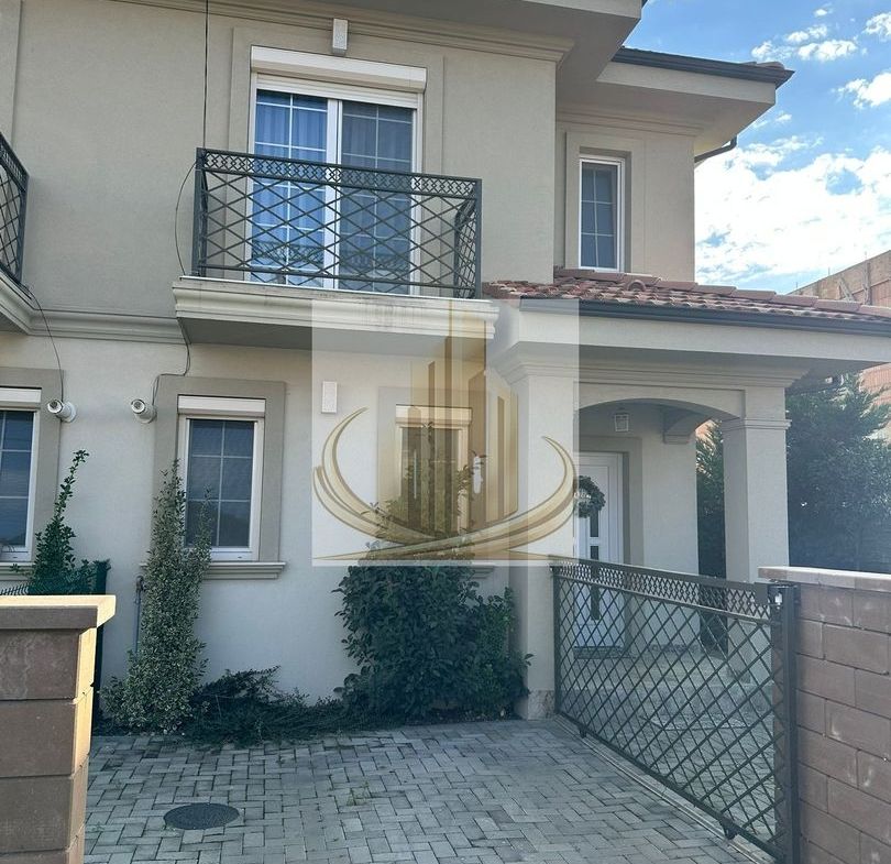 Casa in stil mediteranean, ultrafinisată 5 camere, 3 bai + curte. - foto 8