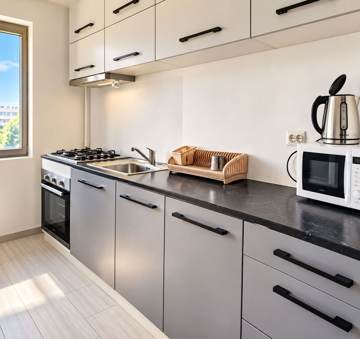 Apartament cu 3 camere - str. Domneasca, ultracentral, bloc nou - 700 euro - foto 7