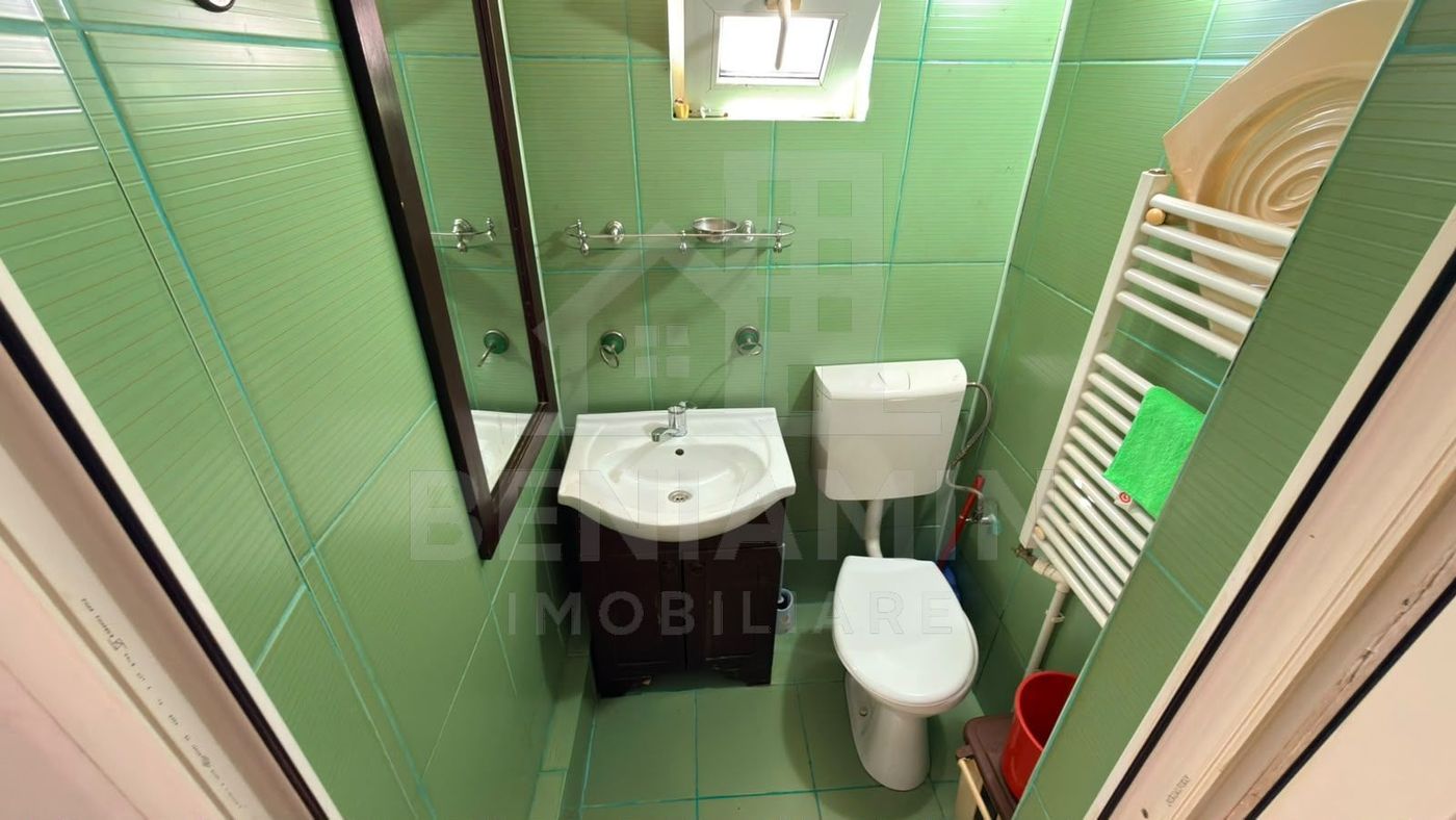 Casa P+1 - toate utilitatiile - centrala - renovata 2010 - Rovine - foto 5