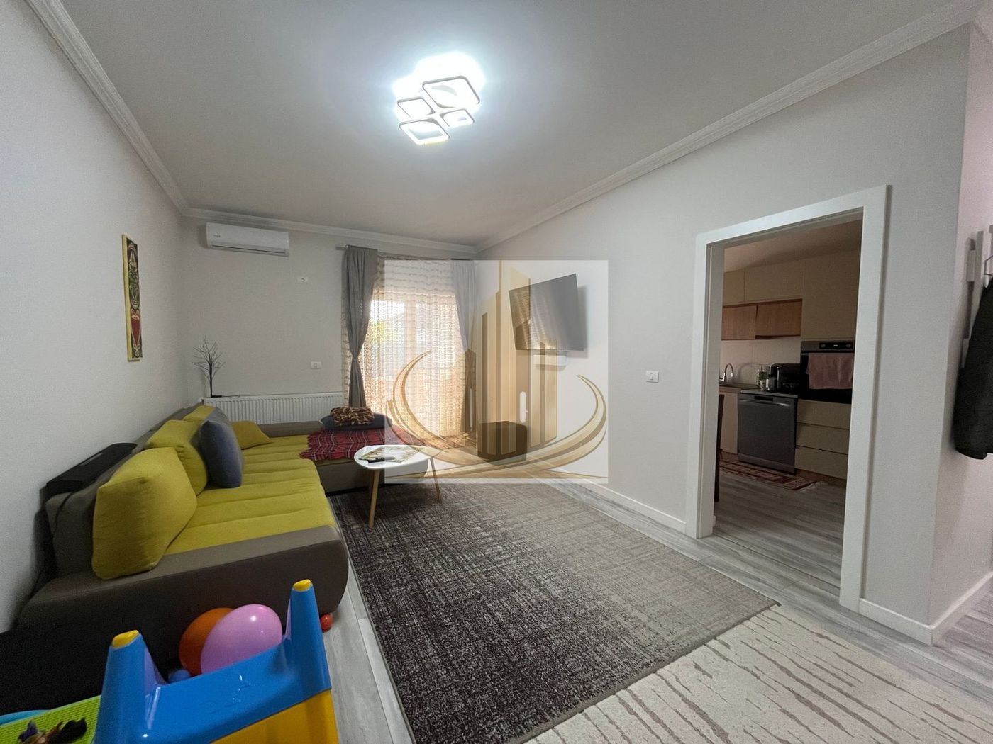 Duplex pe parter cu curte generoasa | Mosnita Veche - Imagine principala