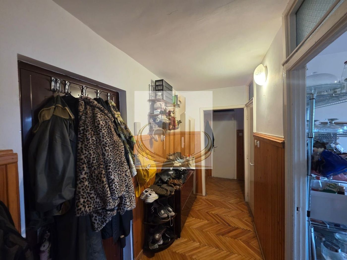 Apartament spațios cu 2 camere, și centrală proprie, Bucovina - foto 3