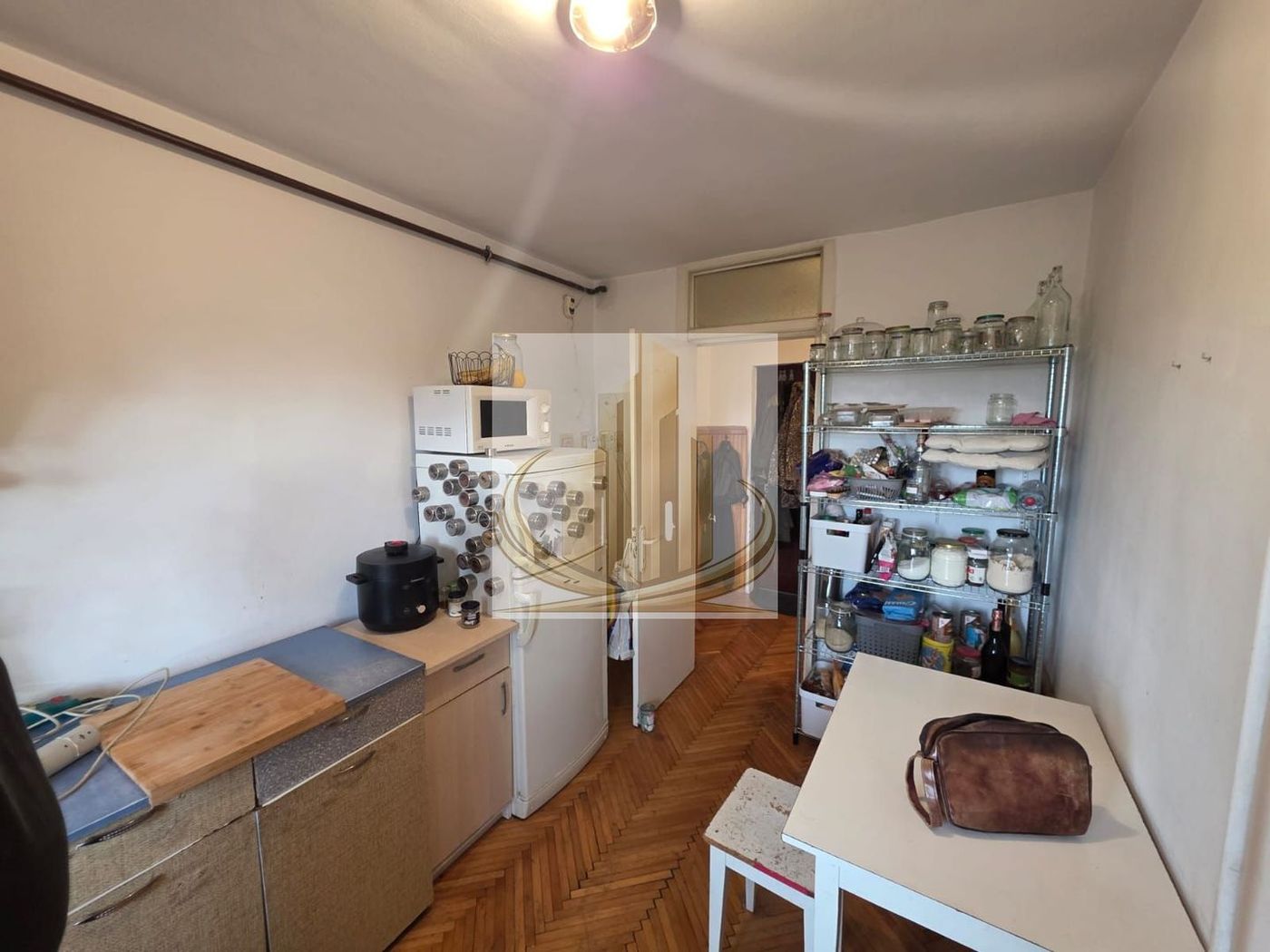 Apartament spațios cu 2 camere, și centrală proprie, Bucovina - foto 5