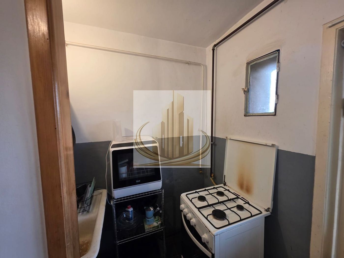 Apartament spațios cu 2 camere, și centrală proprie, Bucovina - foto 6