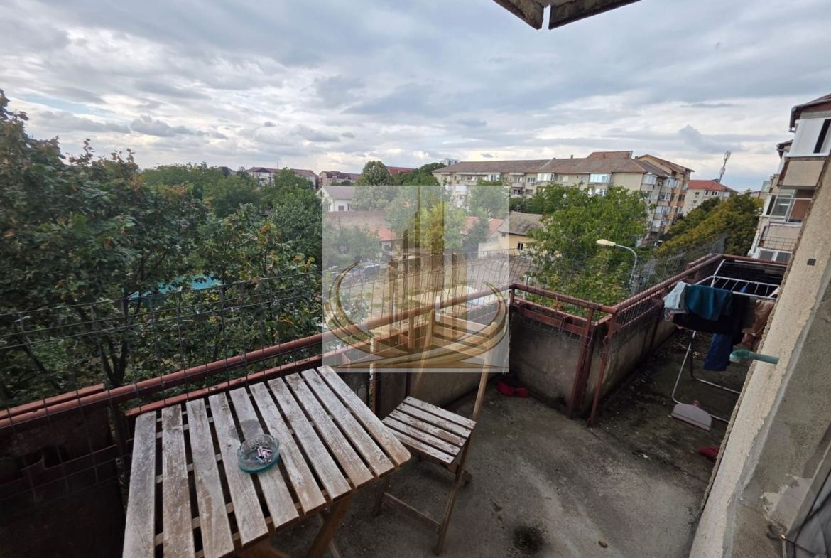 Apartament spațios cu 2 camere, și centrală proprie, Bucovina - foto 7
