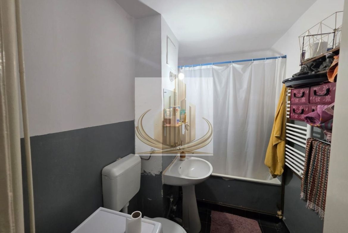 Apartament spațios cu 2 camere, și centrală proprie, Bucovina - foto 8