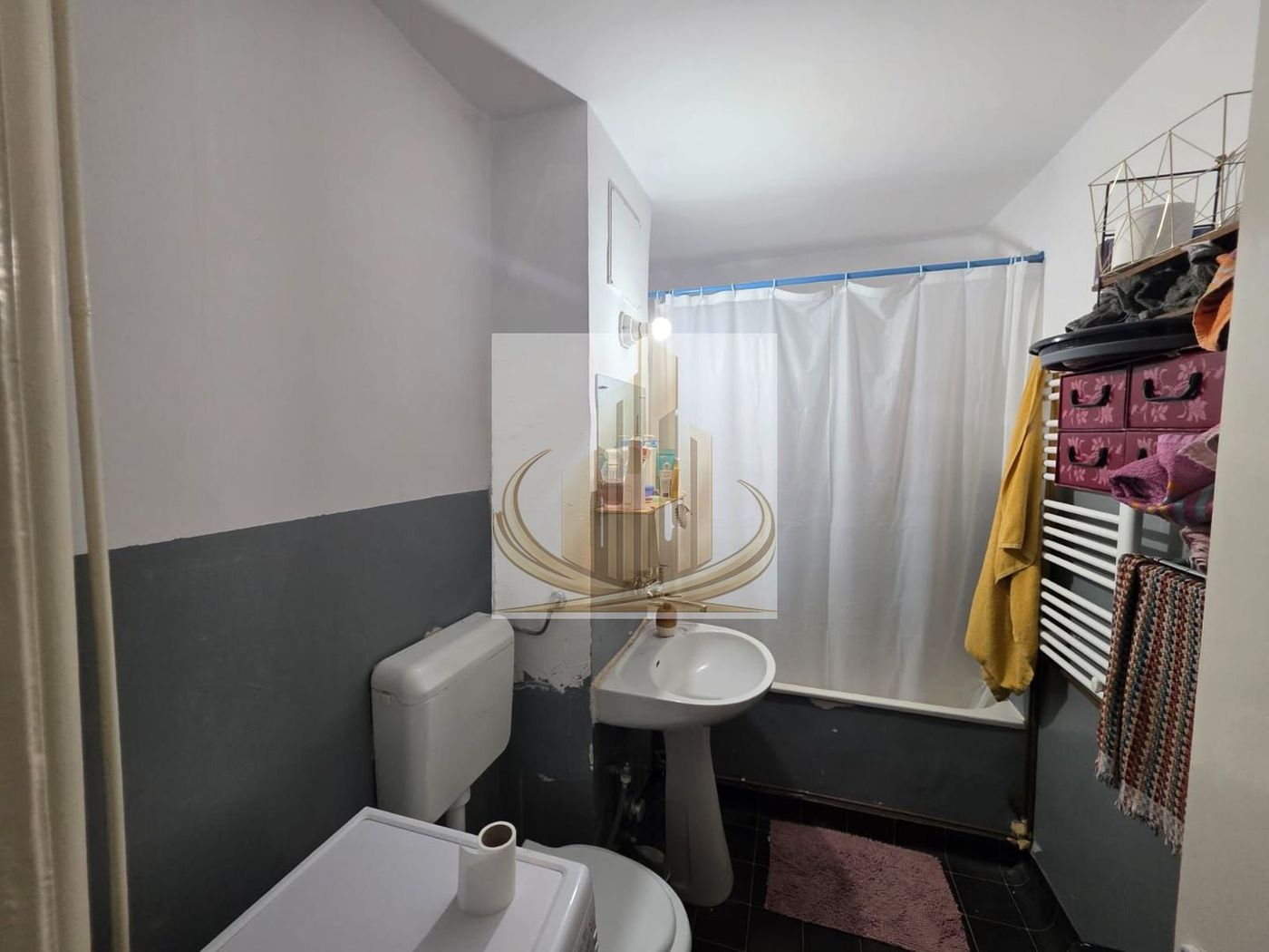 Apartament spațios cu 2 camere, și centrală proprie, Bucovina - foto 8