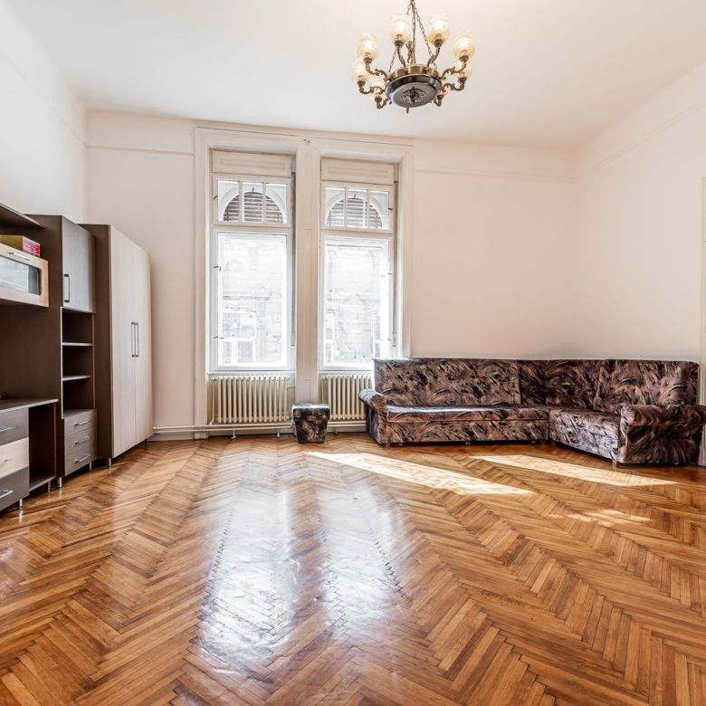 Apartament spațios cu 2 camere, situat pe strada Mețianu - Imagine principala