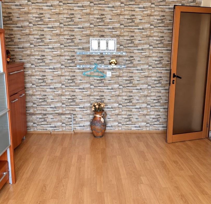 APARTAMENT 3 CAMERE DECOMANDAT – MAZEPA 2 – ETAJ INTERMEDIAR - foto 2