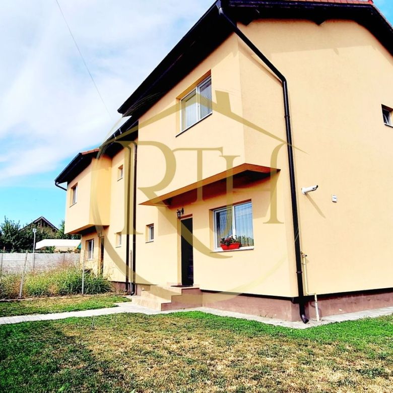 Oferim spre inchiriere casa cu 4 camere,Nemobilata in Dumbravita,aproape de Lidl - Imagine principala