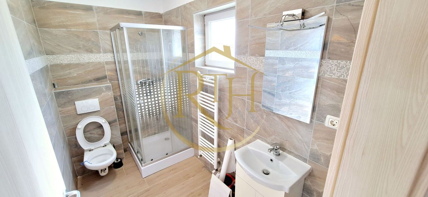 Oferim spre inchiriere casa cu 4 camere,Nemobilata in Dumbravita,aproape de Lidl - foto 8