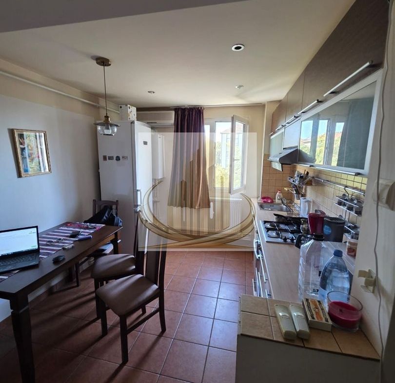 Apartament 3 camere 2 bai zona Gheorghe Lazar et. 3 - foto 2