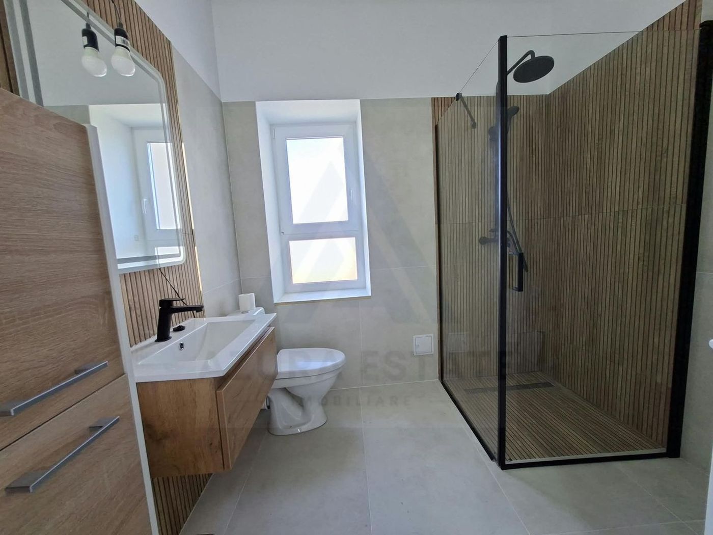 Apartament la casa 110 mp utili etaj 1 pivnita 20 mp zona Trei Stejari - foto 8