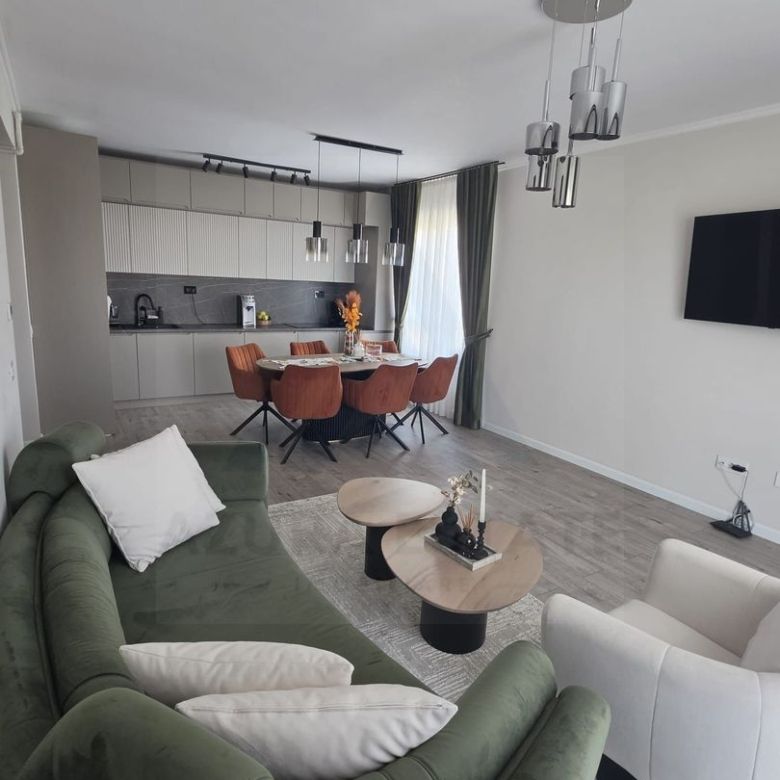Apartament ultrafinisat 72 mp utili 3 camere 2 bai lift C. Surii Mici - Imagine principala