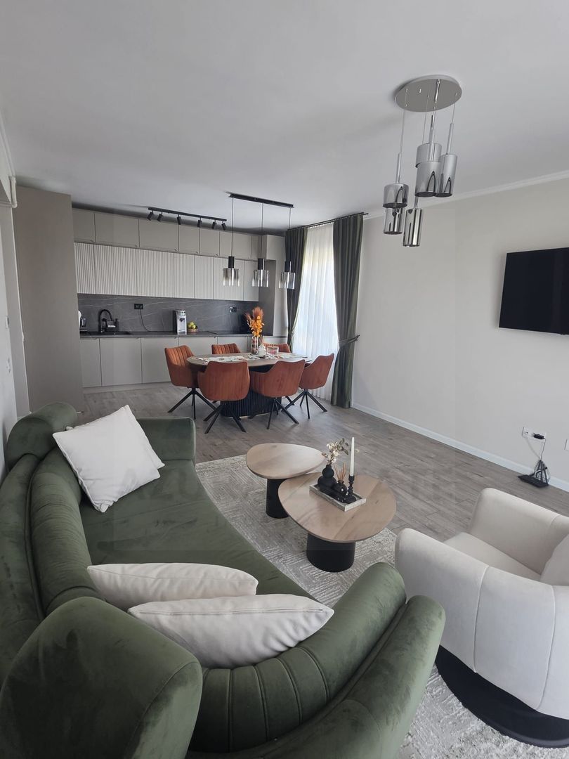 Apartament ultrafinisat 72 mp utili 3 camere 2 bai lift C. Surii Mici - Imagine principala