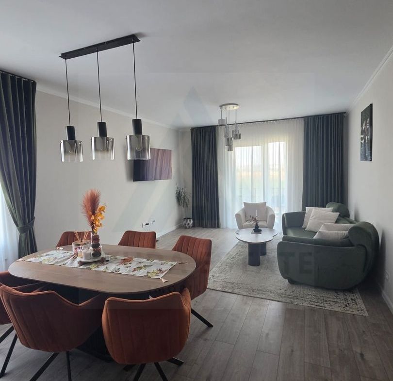 Apartament ultrafinisat 72 mp utili 3 camere 2 bai lift C. Surii Mici - foto 2