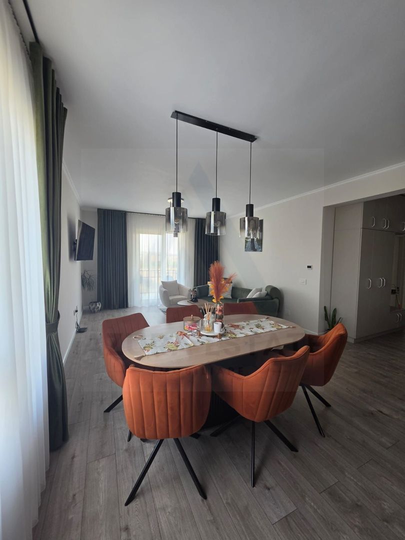 Apartament ultrafinisat 72 mp utili 3 camere 2 bai lift C. Surii Mici - foto 5