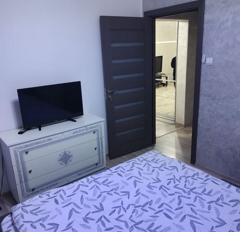 APARTAMENT 3 CAMERE – MICRO 17 – RENOVAT – ETAJ 3/4 – 64 MP - foto 5