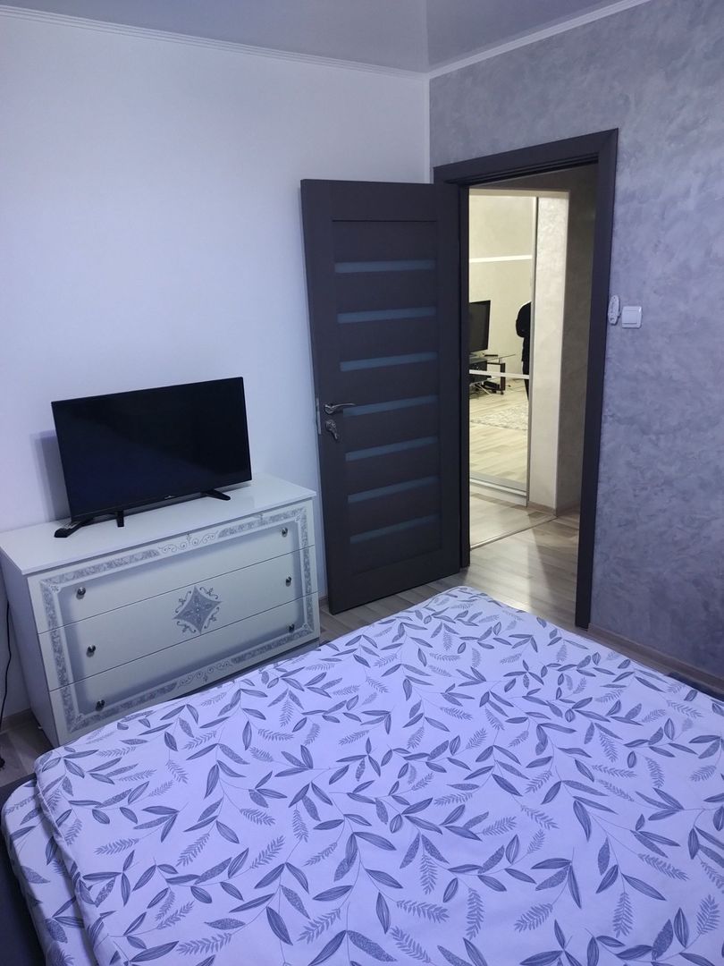 APARTAMENT 3 CAMERE – MICRO 17 – RENOVAT – ETAJ 3/4 – 64 MP - foto 5