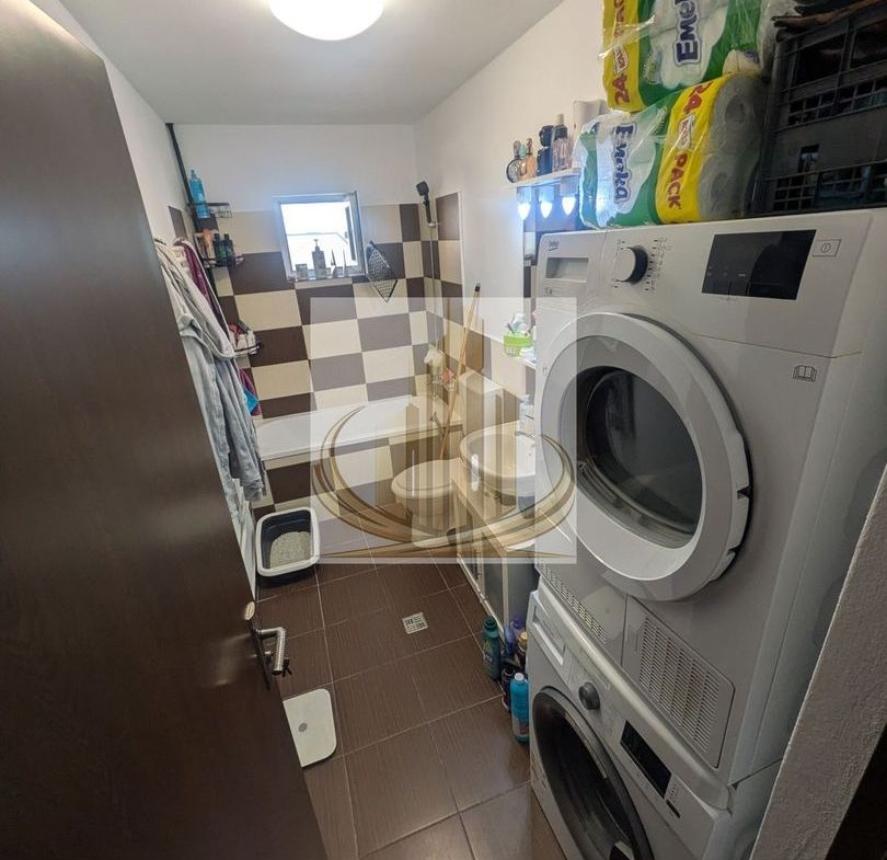 : apartament  de vanzare 3 camere, zona Modern - foto 6