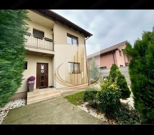 Duplex 4 camere, 120 mp utili teren 330 mp Moșnița Nouă Cartier Europa - Imagine principala