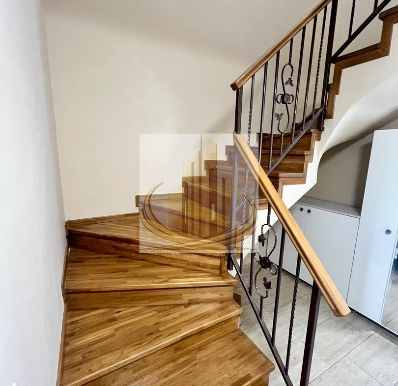 Duplex 4 camere, 120 mp utili teren 330 mp Moșnița Nouă Cartier Europa - foto 8
