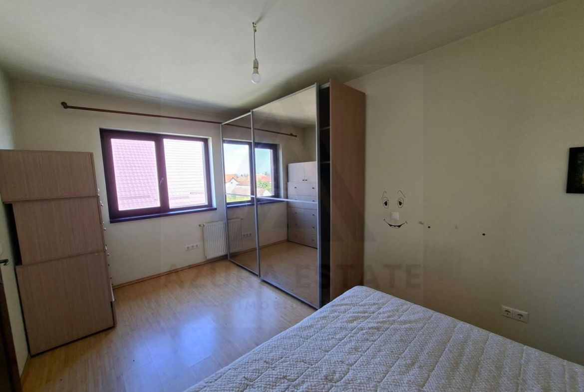 Apartament 3 camere 94 mp utili 2 bai 2 terase curte Calea Dumbravii - foto 7