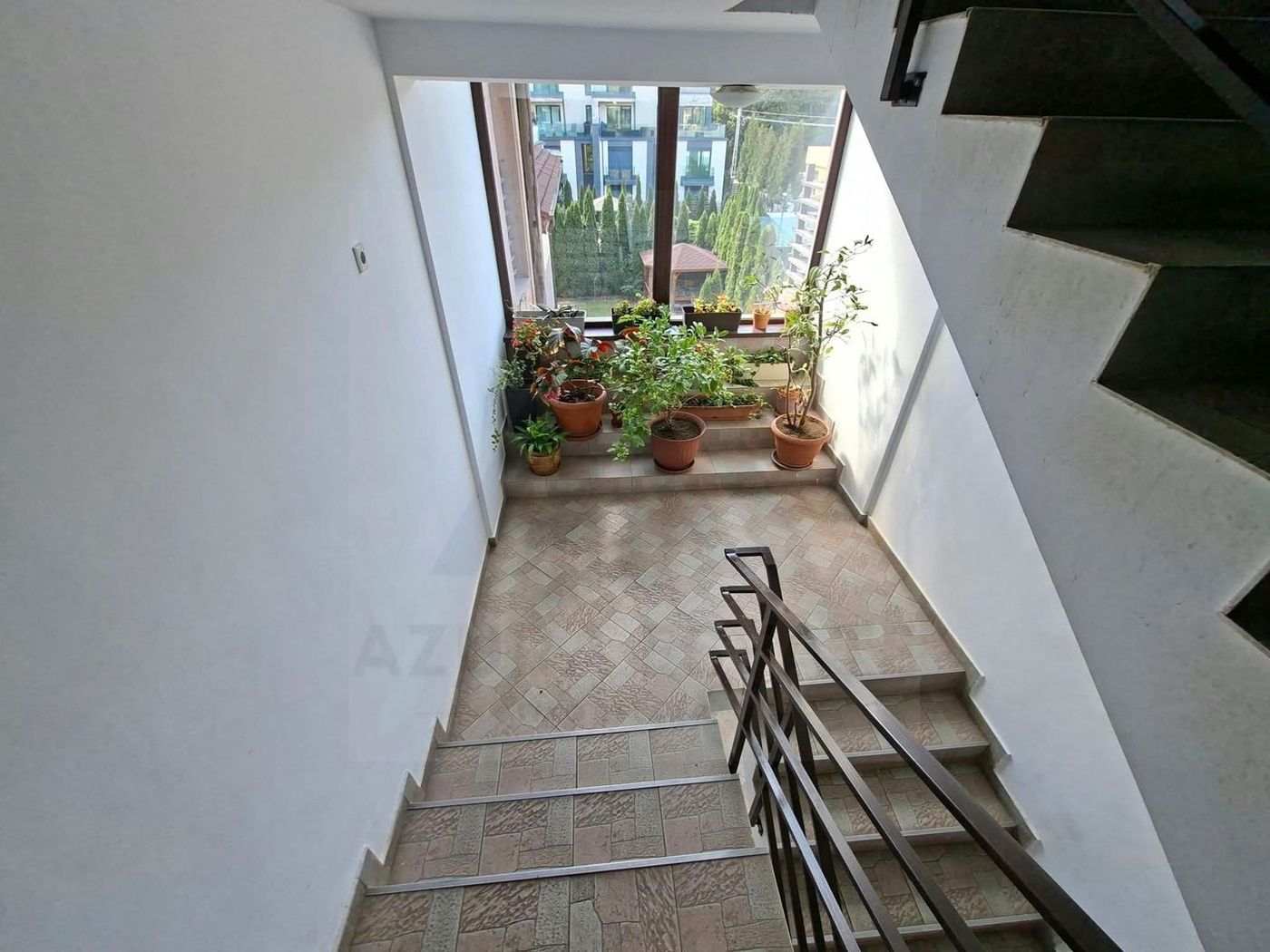 Apartament 3 camere 94 mp utili 2 bai 2 terase curte Calea Dumbravii - foto 8