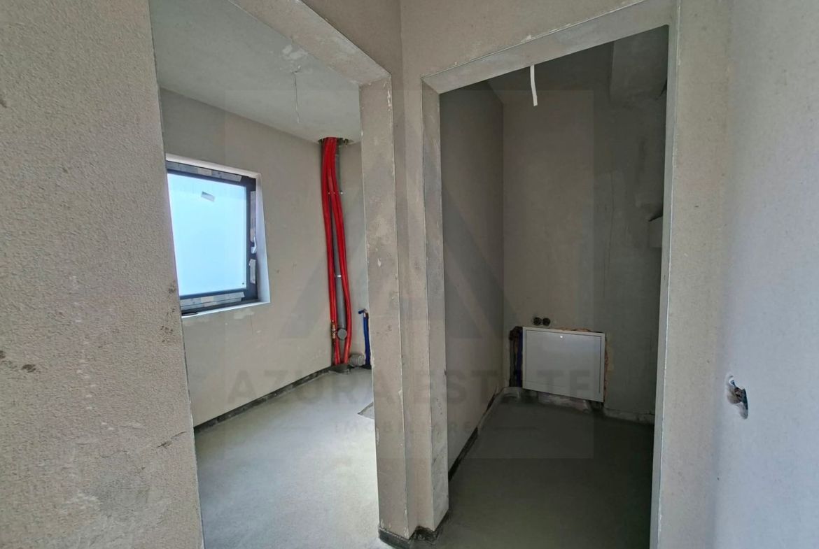 Casa 4 camere 2 bai terasa acoperita si teren 334 mp in Sura Mare - foto 3