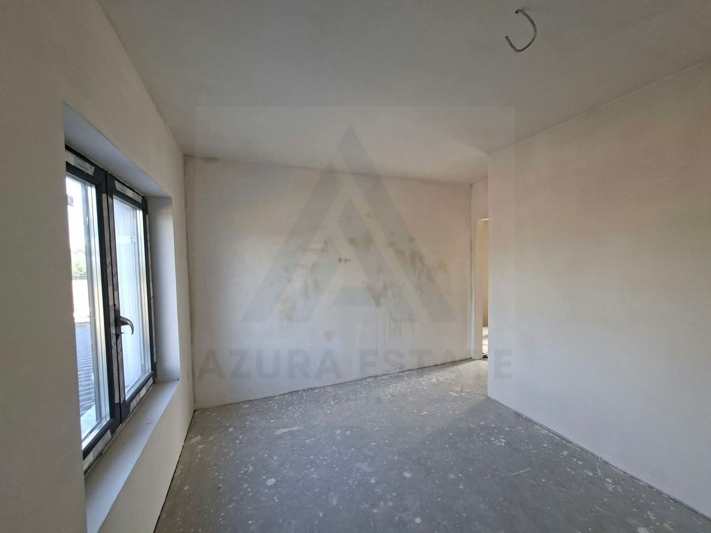 Casa 4 camere 2 bai terasa acoperita si teren 334 mp in Sura Mare - foto 5