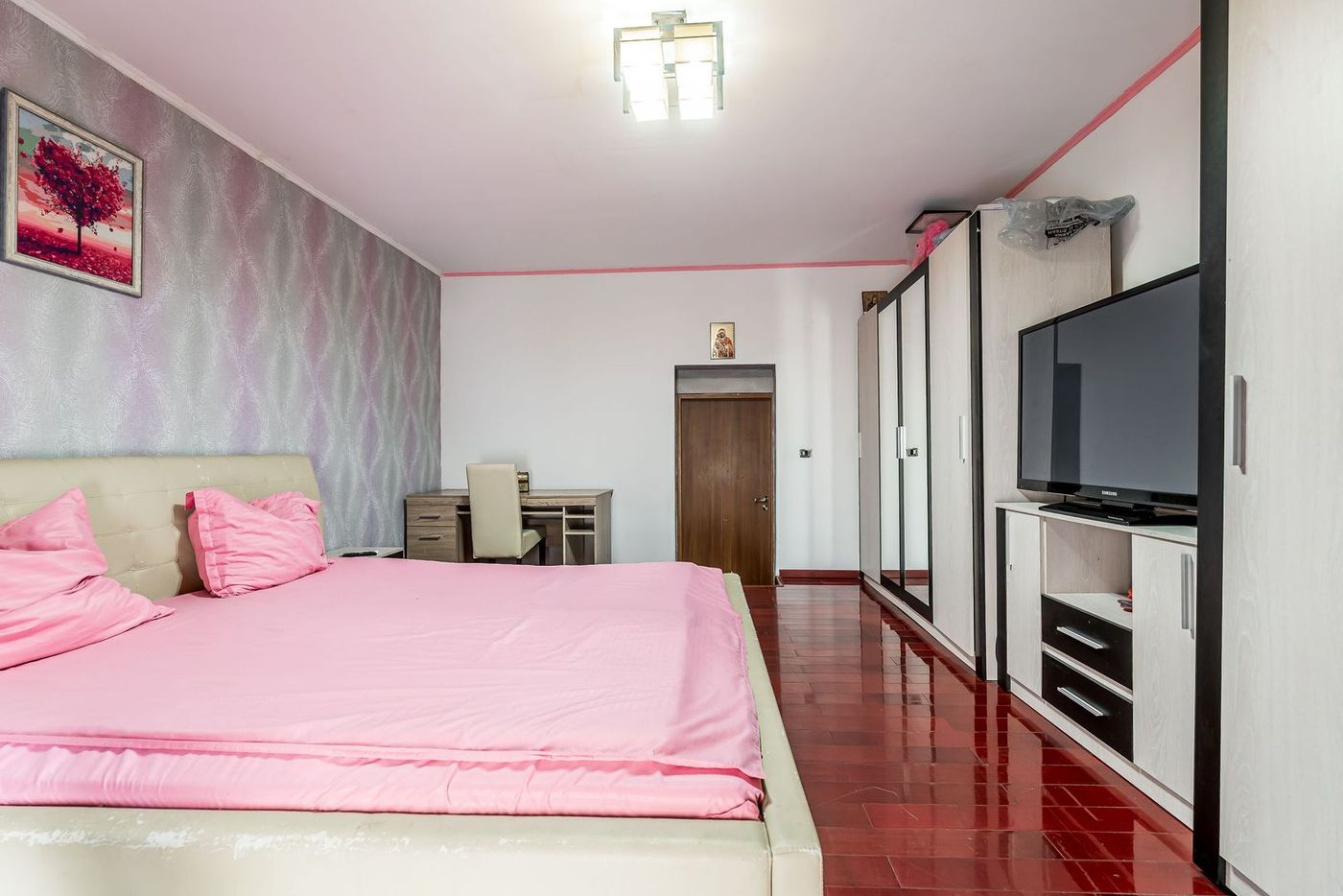 PRET NOU! Casa 6 camere - teren 558 mp - Centrul Aradului - COMISION 0 - foto 2