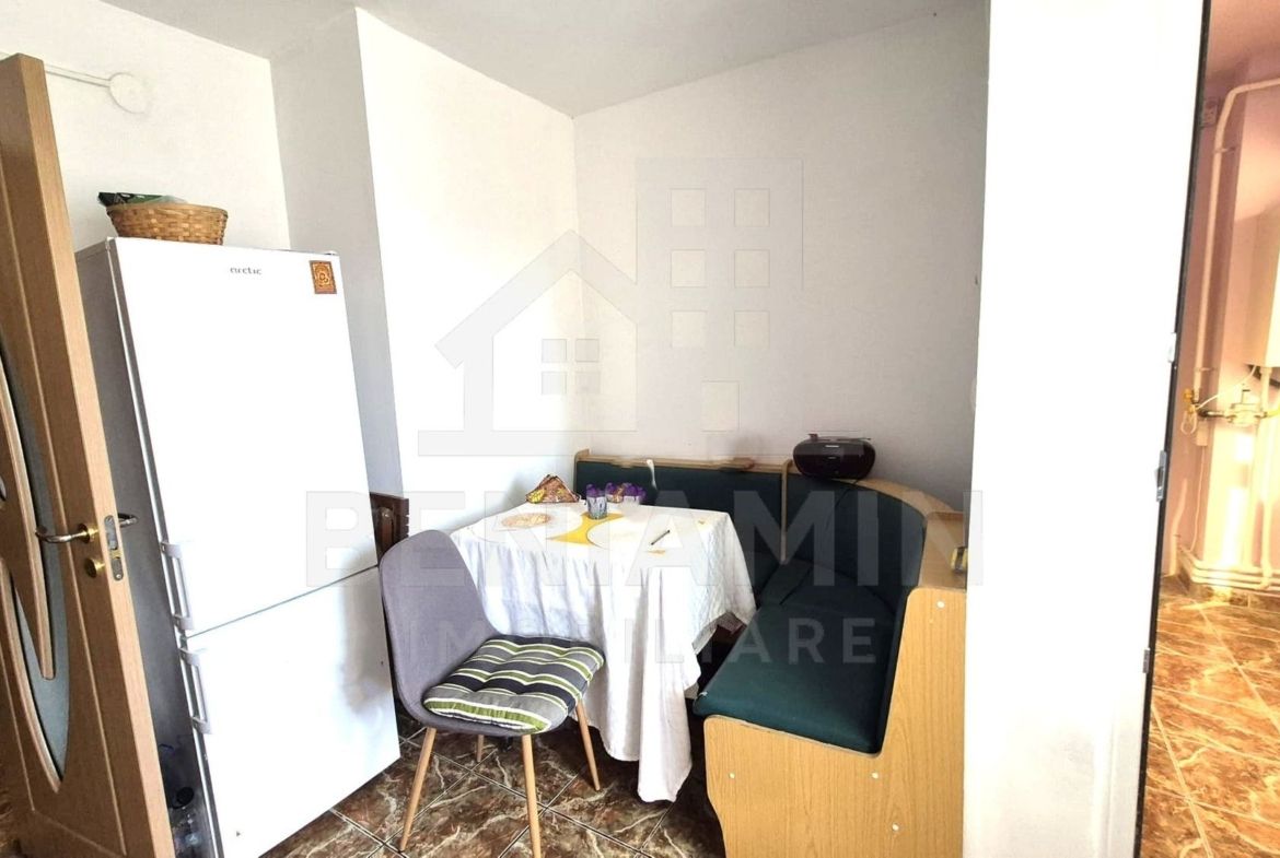 3 camere decomandat-73MP- Centrala Termica-Aer Conditionat-Mcdonalds - foto 8